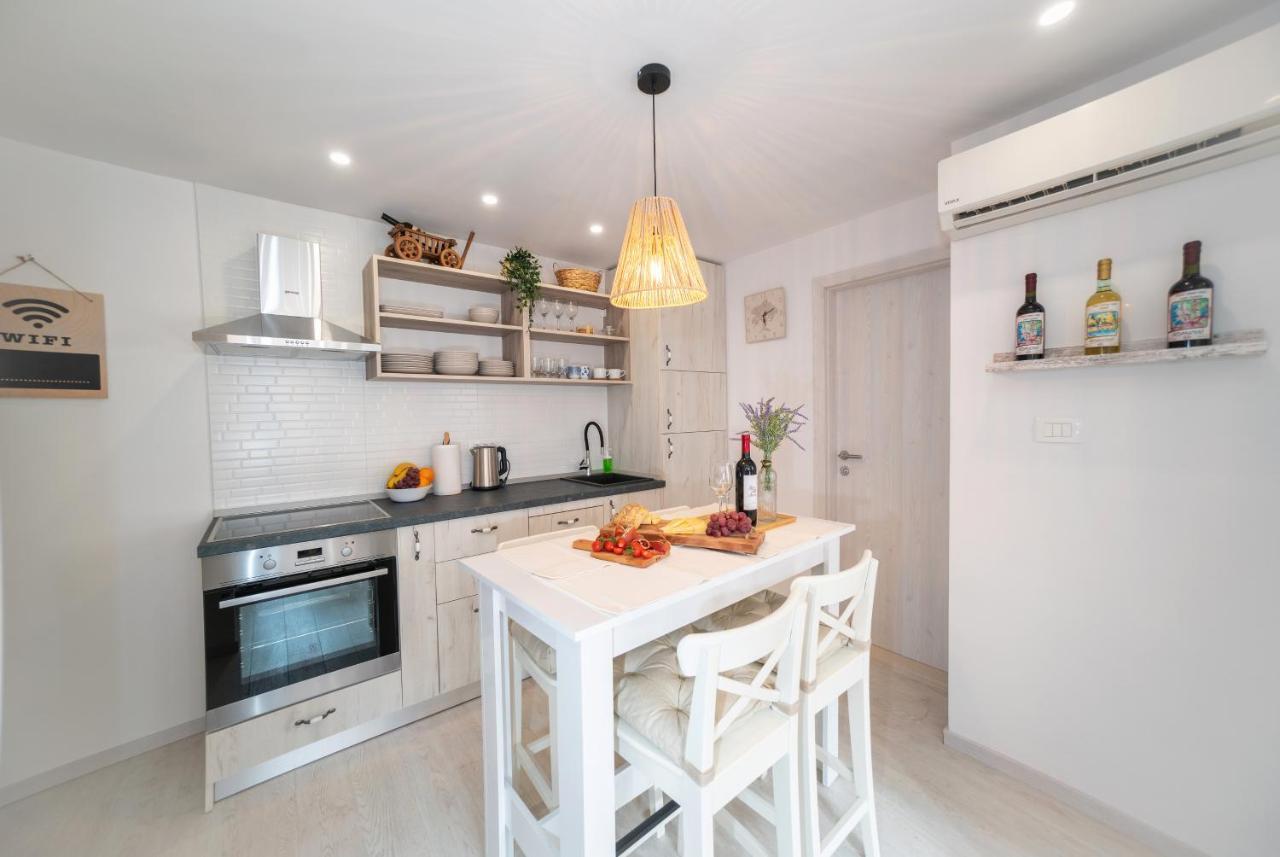New Cozy Apartment - Center Of Old Town Omiš Extérieur photo