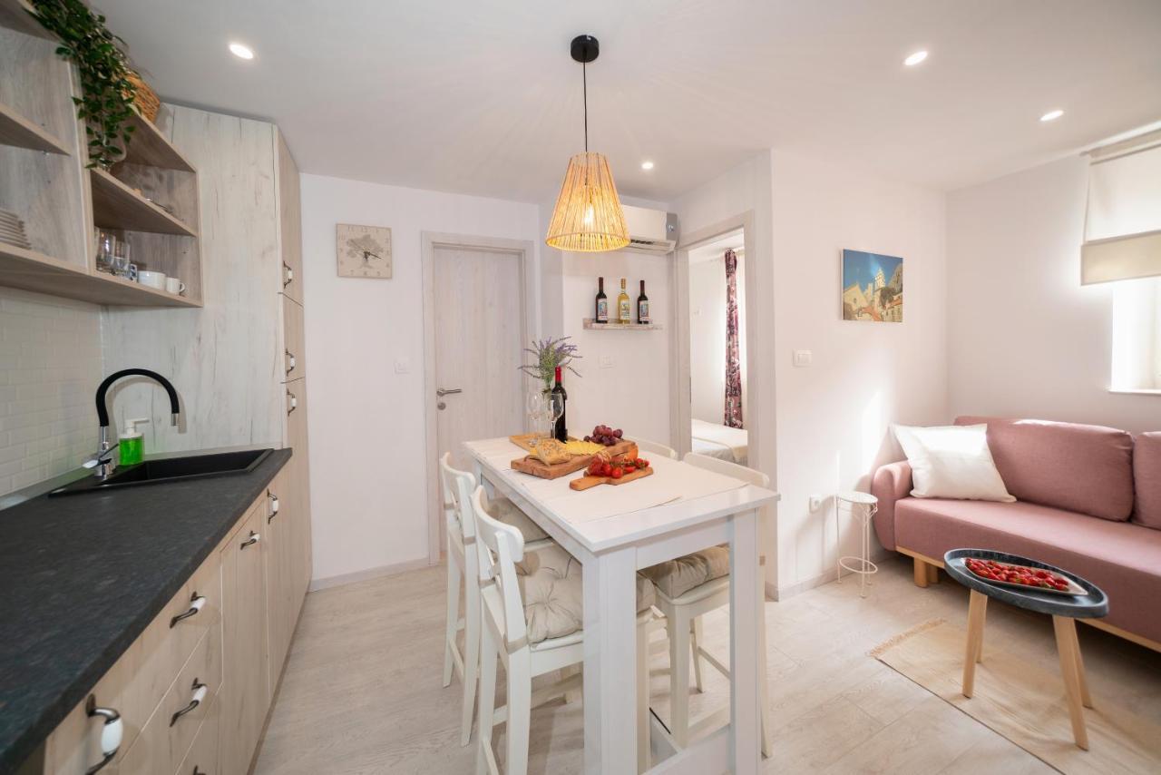 New Cozy Apartment - Center Of Old Town Omiš Extérieur photo